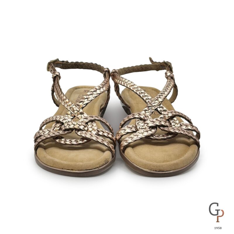 msj_VGgn42jtze70A3jeCAR%20SERAFINA%202.jpg